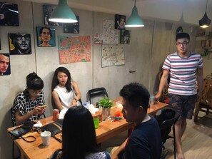 Restaurant - Loft18 Hostel (Tainan)