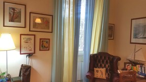 Televisión de pantalla plana