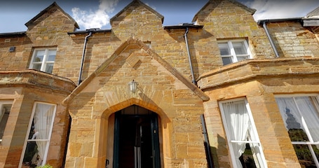 Entrada de la propiedad