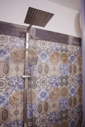 Tovalloles, sabó, xampú i paper higiènic 