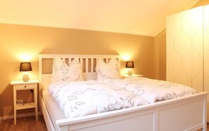 Villa (Thormarcon) | Cribs/infant beds, free WiFi, bed sheets