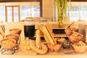 Breakfast buffet - Bravia Hotel Niamey (Niamey)