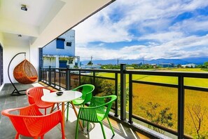 Quadruple Room (Autumn) | Balcony
