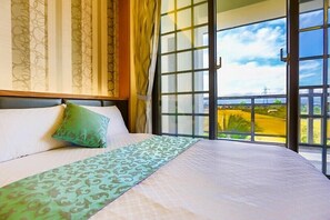 Chambre Quadruple (Summer)