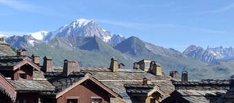 Ski-in /Ski-out property Arc 1950.