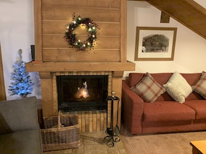 Interior - Ski-in /Ski-out property Arc 1950. (Bourg Saint Maurice)