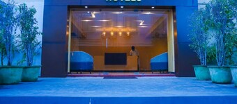 ファースト イン ホテルズ