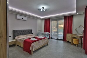 Villa, 4 chambres | Bureau, fer et planche à repasser, Wi-Fi gratuit, draps fournis