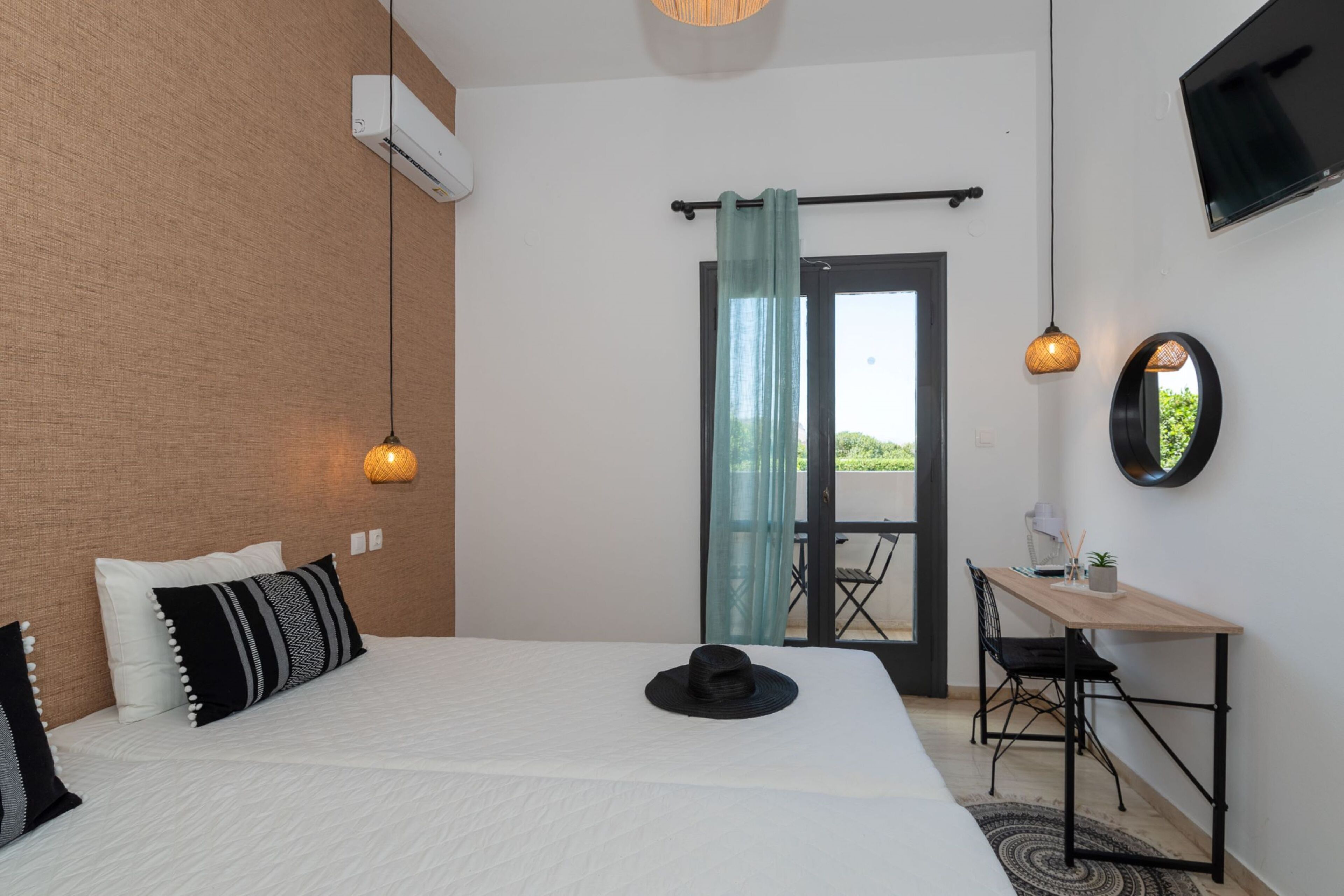 Photo - Anemos Inn by Estia
