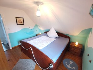 2 bedrooms, WiFi, bed sheets - Apartment for 4 persons with a small lake view (Wurster Nordseeküste (Nordholz))