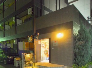 Front of property - evening/night - Hotel Tenjin (Kyoto)