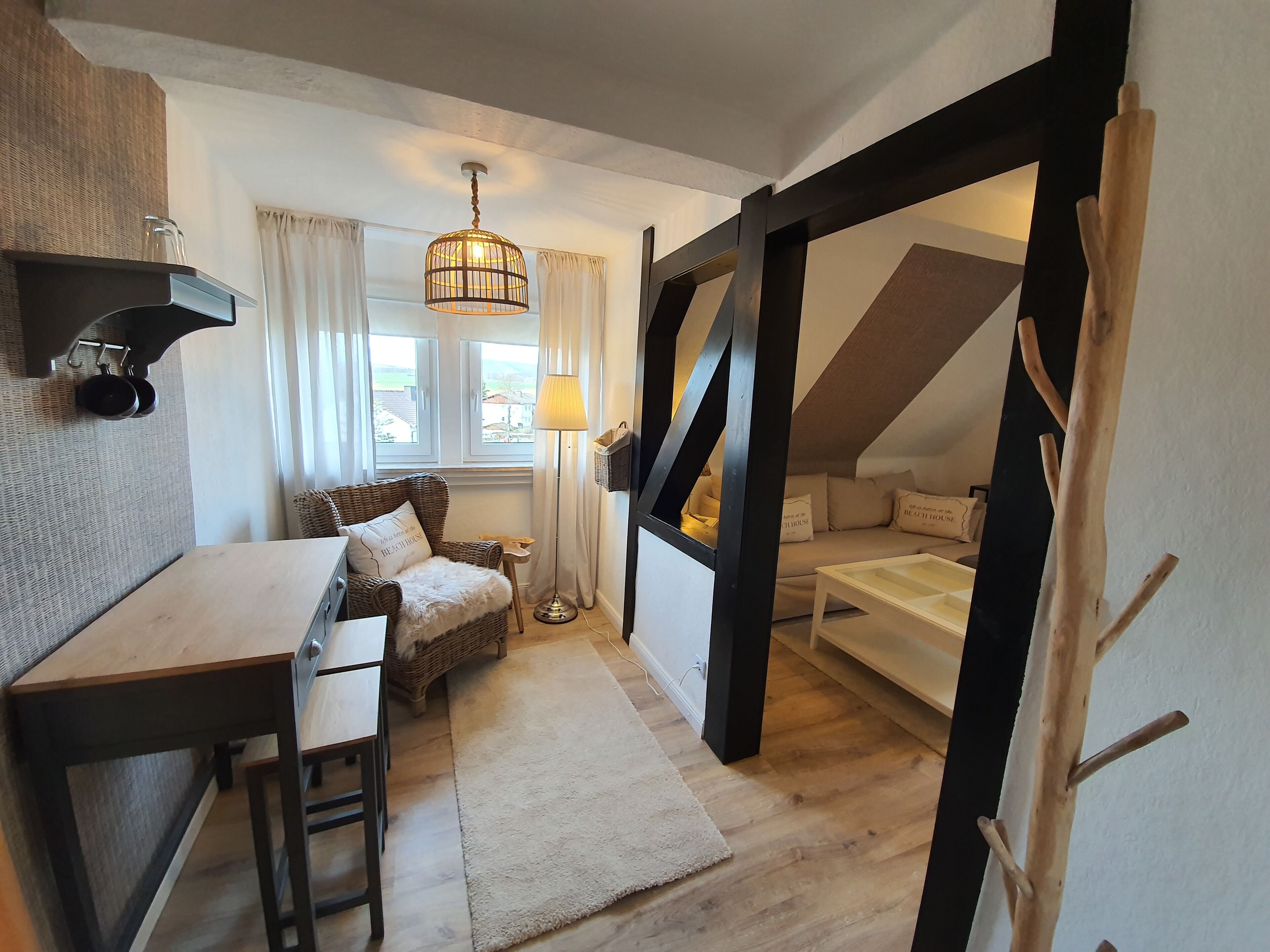 雙人房 | 客廳 | 平面電視、玩具