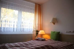 Doppelzimmer | Schreibtisch, kostenloses WLAN, Bettwäsche