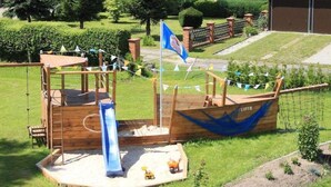 Aire de jeux - extérieure