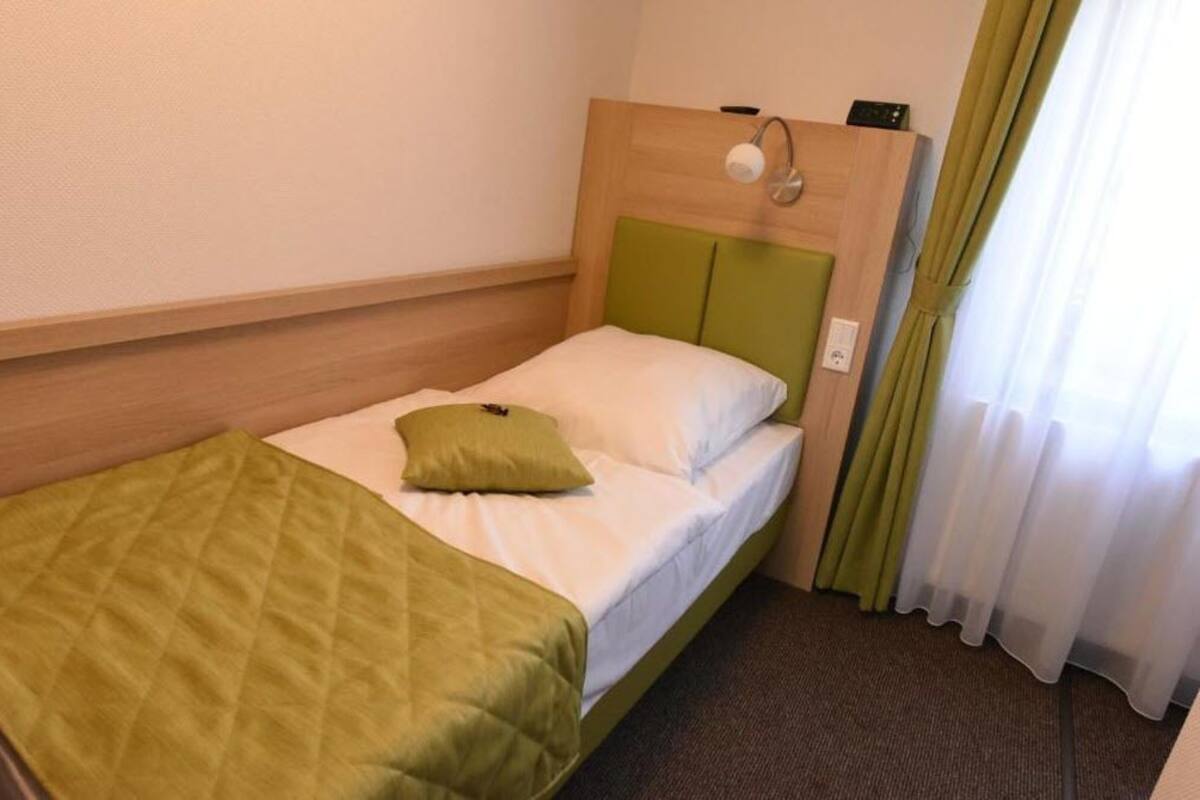 ห้องซิงเกิล | โต๊ะทำงาน, Wi-Fi ฟรี, ผ้าปูที่นอน