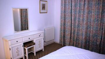 Chambre Double, vue ville | AccÚs pour personnes à mobilité réduite