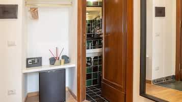 Habitación clásica con 2 camas individuales | Ropa de cama de alta calidad, edredón y minibar