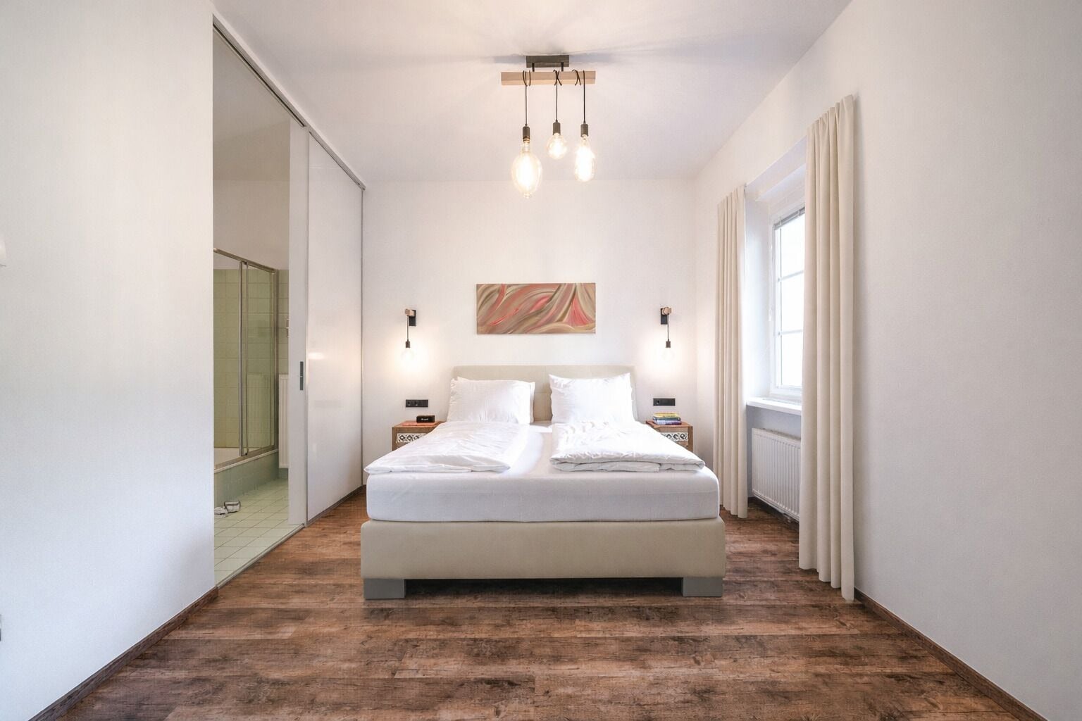 Studio Standard | Värdeförvaringsskåp på rummet, gratis wi-fi och sängkläder