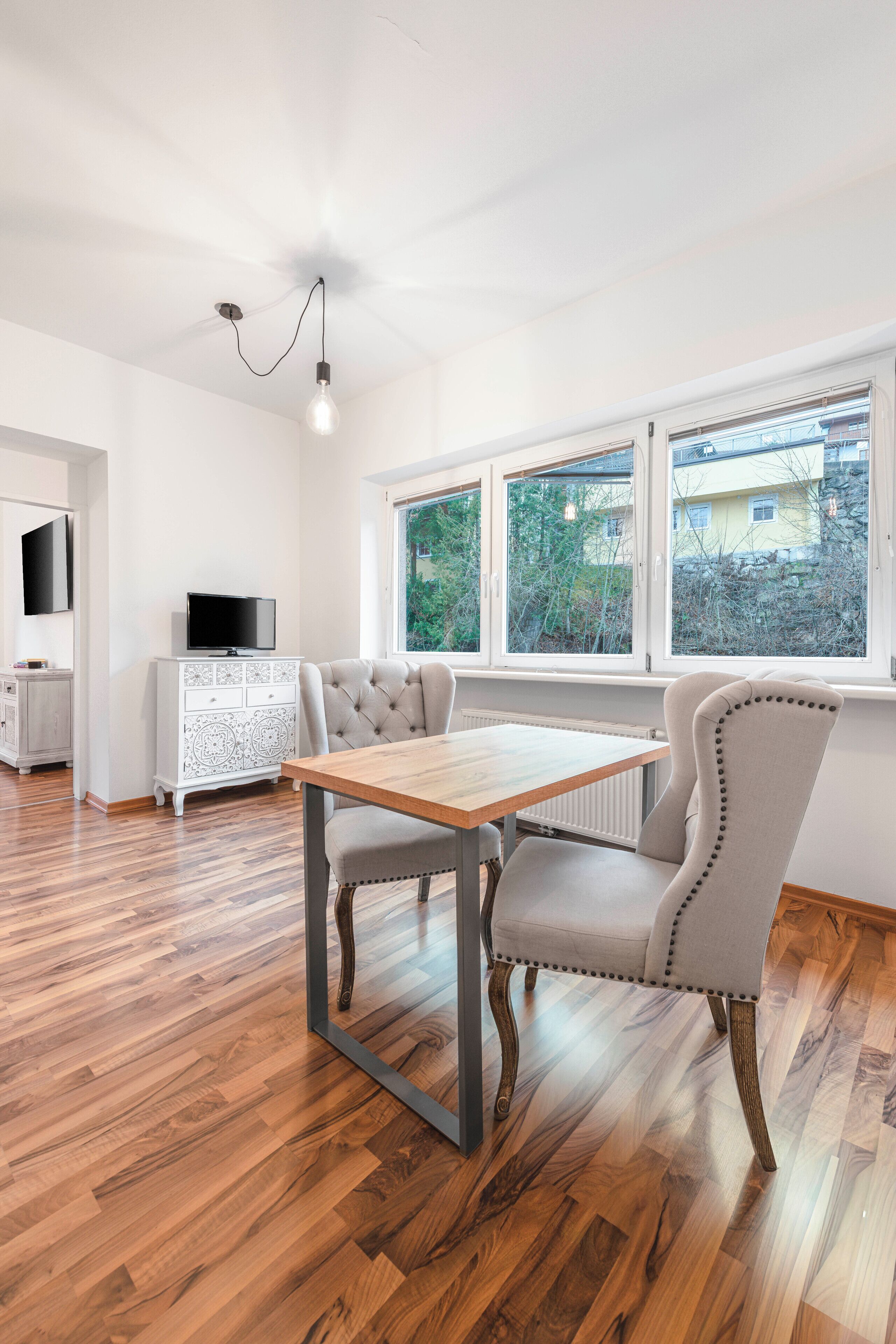 In-room safe, free WiFi, bed sheets