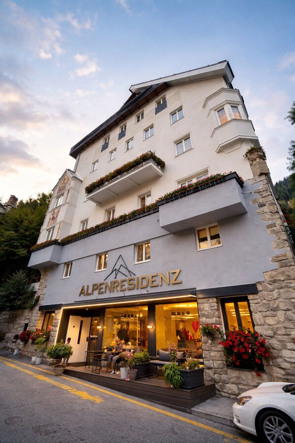 Front of property - Club Alpenresidenz Bad Gastein (Bad Gastein)