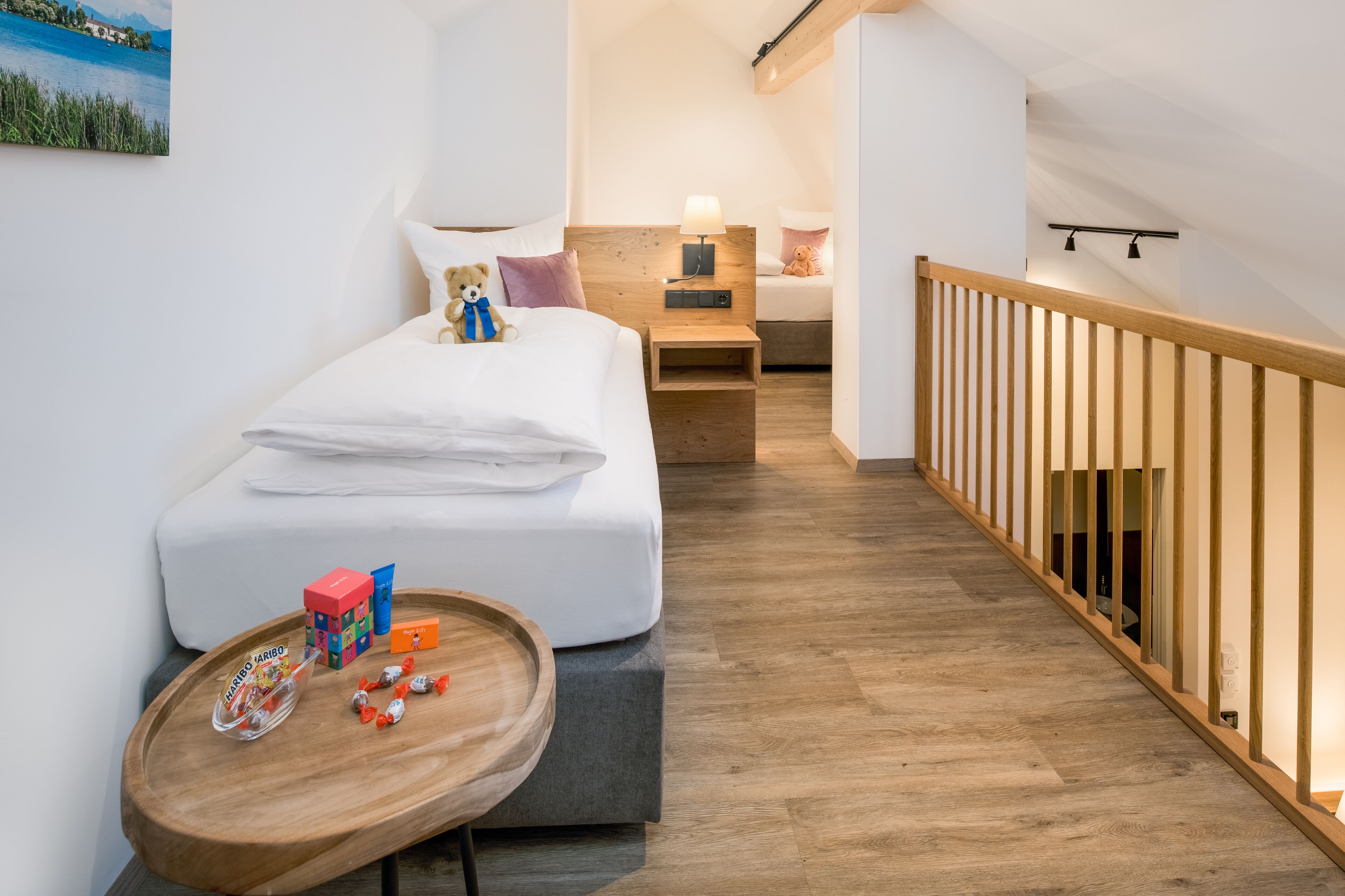 junior quadruple room (mit gallerie) | hypo-allergenic bedding, in-room safe, individually decorated