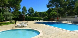 Outdoor pool - Apartamento familiar cerca de Port Avenuta (Salou)