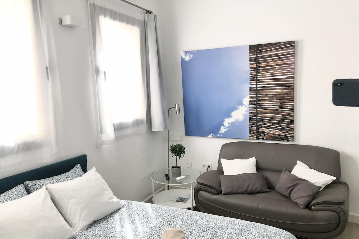 Basic-Studio, mit Bad, Stadtblick (Picacho Bajo) | Zimmerausstattung