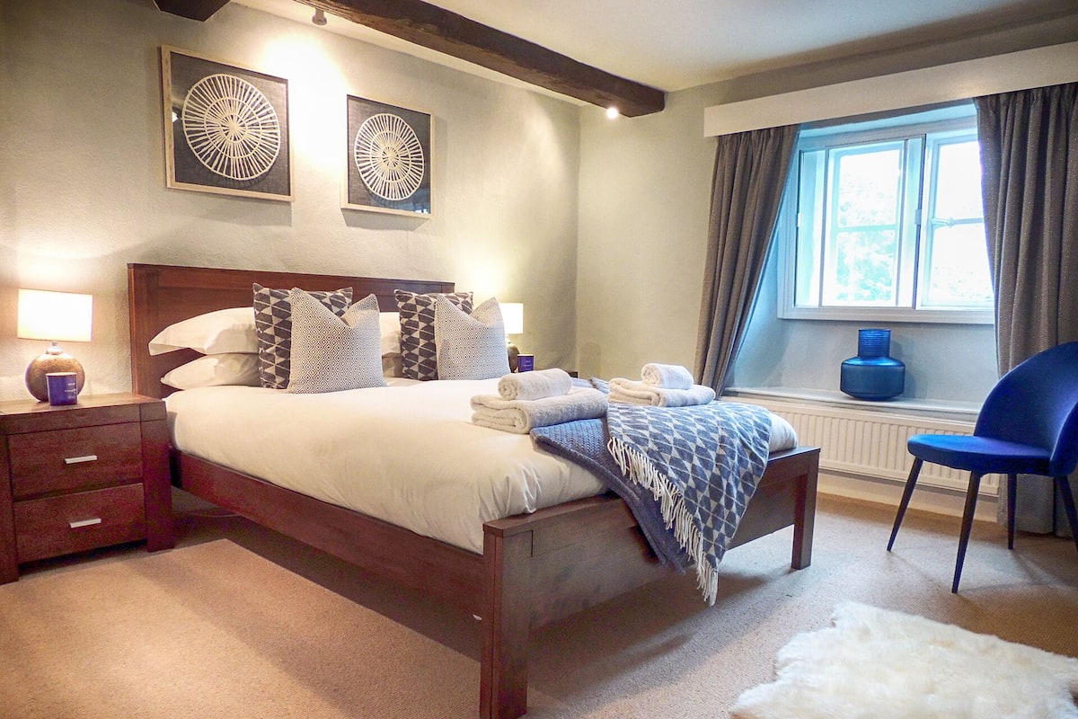 Luxury Cottage, Private Bathroom | 3 bedrooms