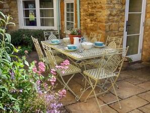 Luxury Cottage, Private Bathroom | Exterior