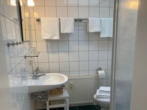 Haartrockner, Handtücher