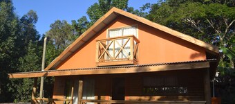 Casa Cabañas Manuto Tahai