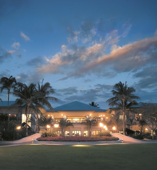 Hotel Exterior at Fairmont Orchid Gold Experience