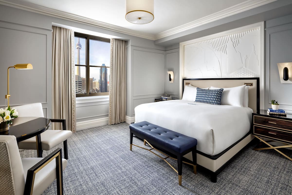 Fairmont Gold, Room, 1 King Bed, Non Smoking, Club Lounge Access