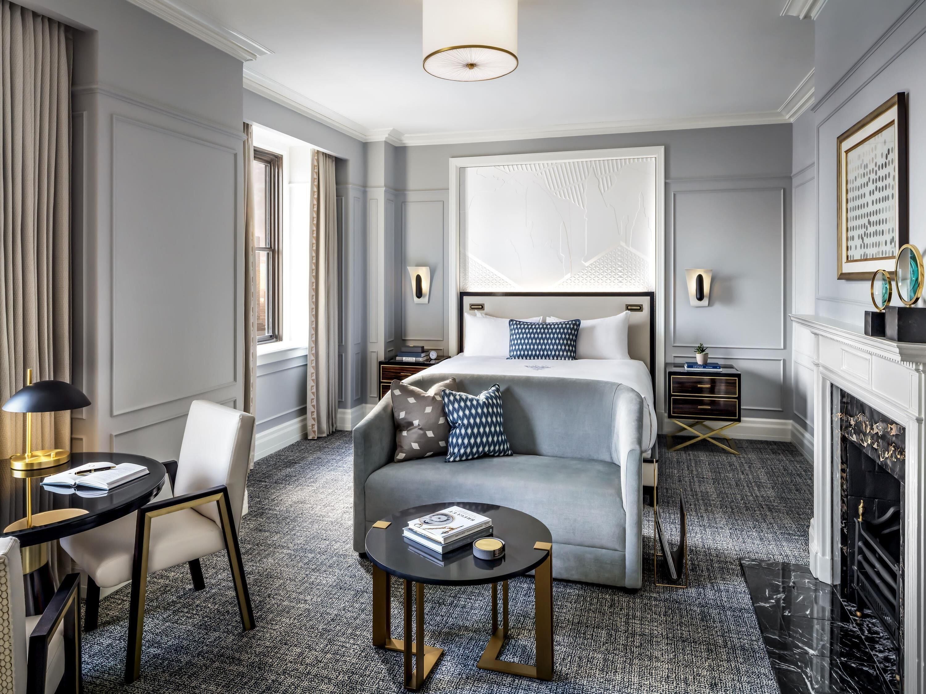 Fairmont Gold, Studiosviitti, 1 suuri parisänky, tupakointi kielletty, club-loungen käyttöoikeus | Untuvapeitot, minibaari, tallelokero huoneessa, työpöytä