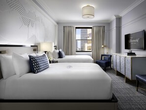 Cubrecamas, minibar, caja de seguridad en la habitación y escritorio 