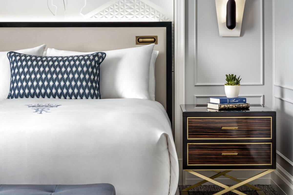 1 bedroom, down duvets, minibar, in-room safe