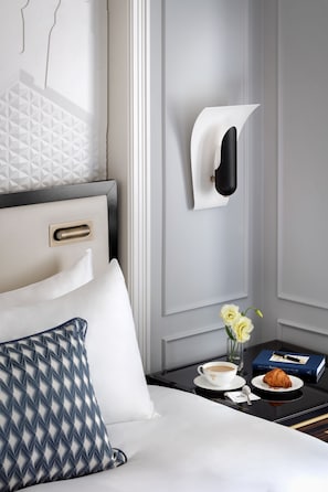 1 dormitori, cobrellits, minibar i caixa forta a l'habitació