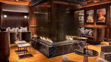 3 bares, bar de cocktails, bar de champagne