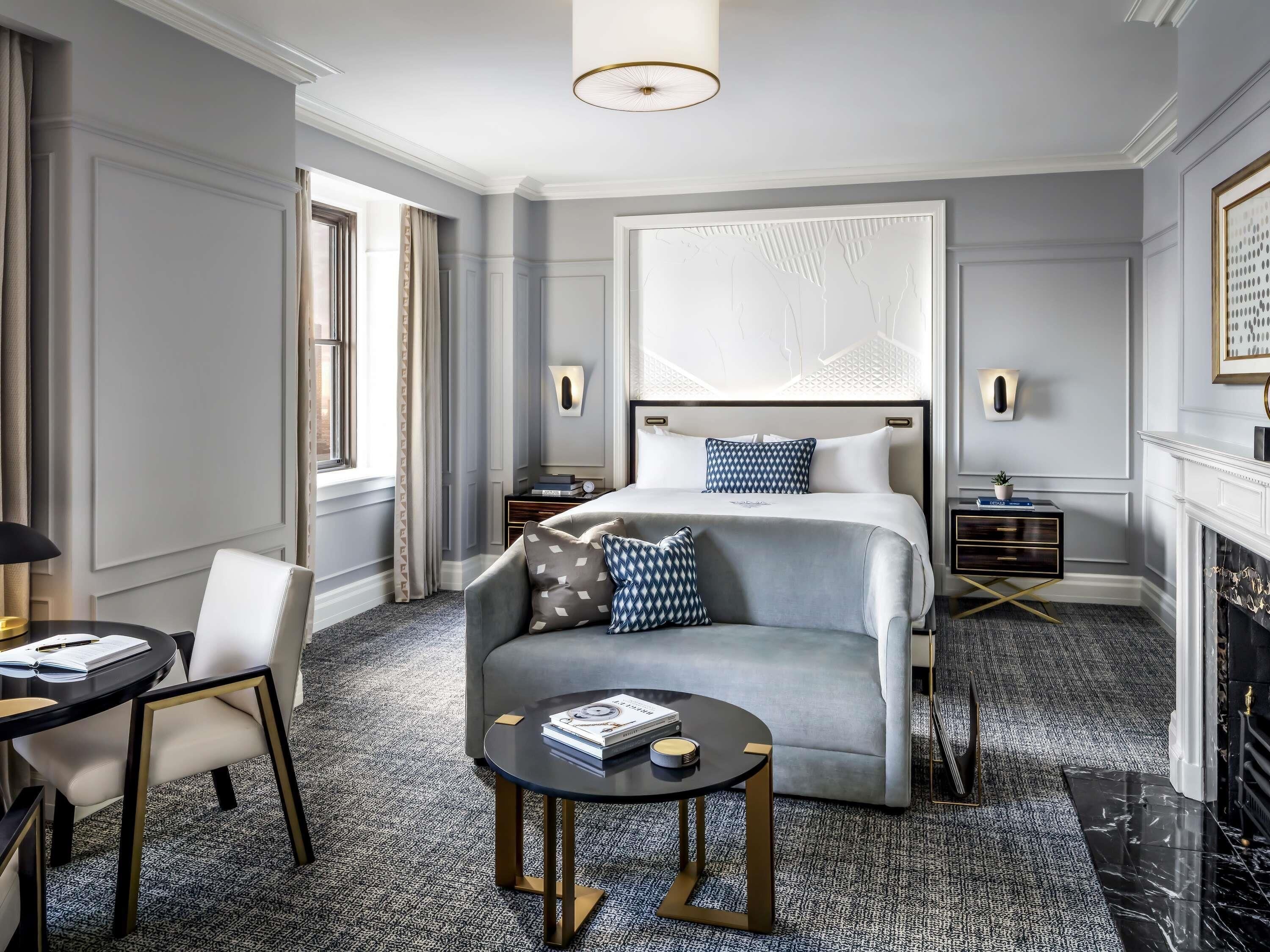 Fairmont Gold, Studio Suite, 1 King Bed, Non Smoking, Club lounge access