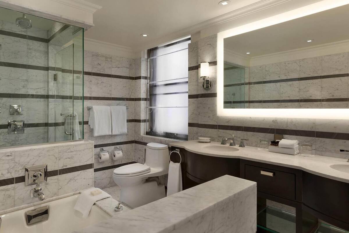 1 bedroom, down duvets, minibar, in-room safe