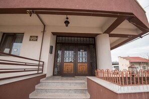 Front of property - Florencia Residence (Constanta)