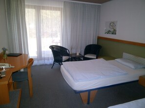 Double Room - Sportpark Jürgen Fassbender (Eggenstein-Leopoldshafen)