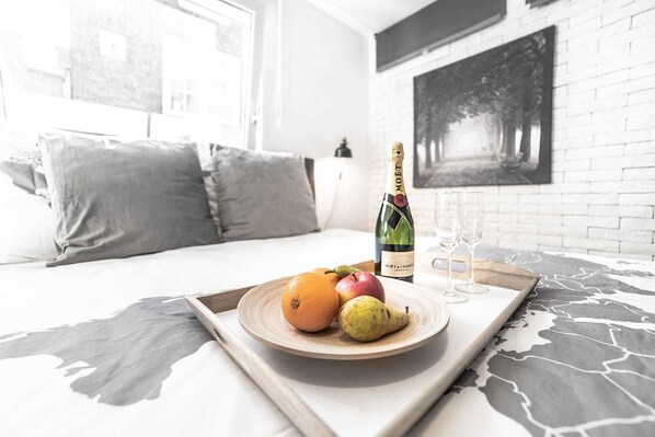 Décoration personnalisée, ameublement personnalisé, Wi-Fi gratuit