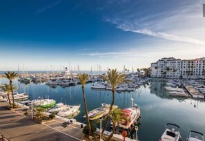 Marina - Marina Real Beach Front 2204 (Manilva)