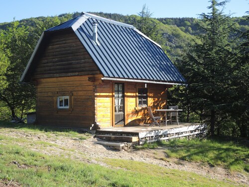 chalet at the top of Languedoc