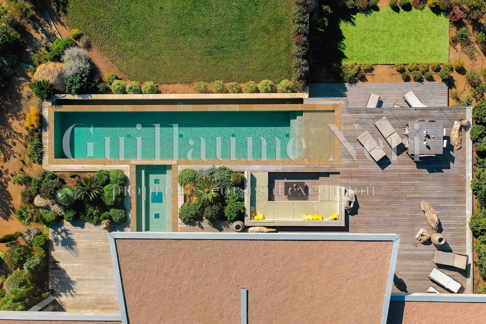 Una piscina climatizada