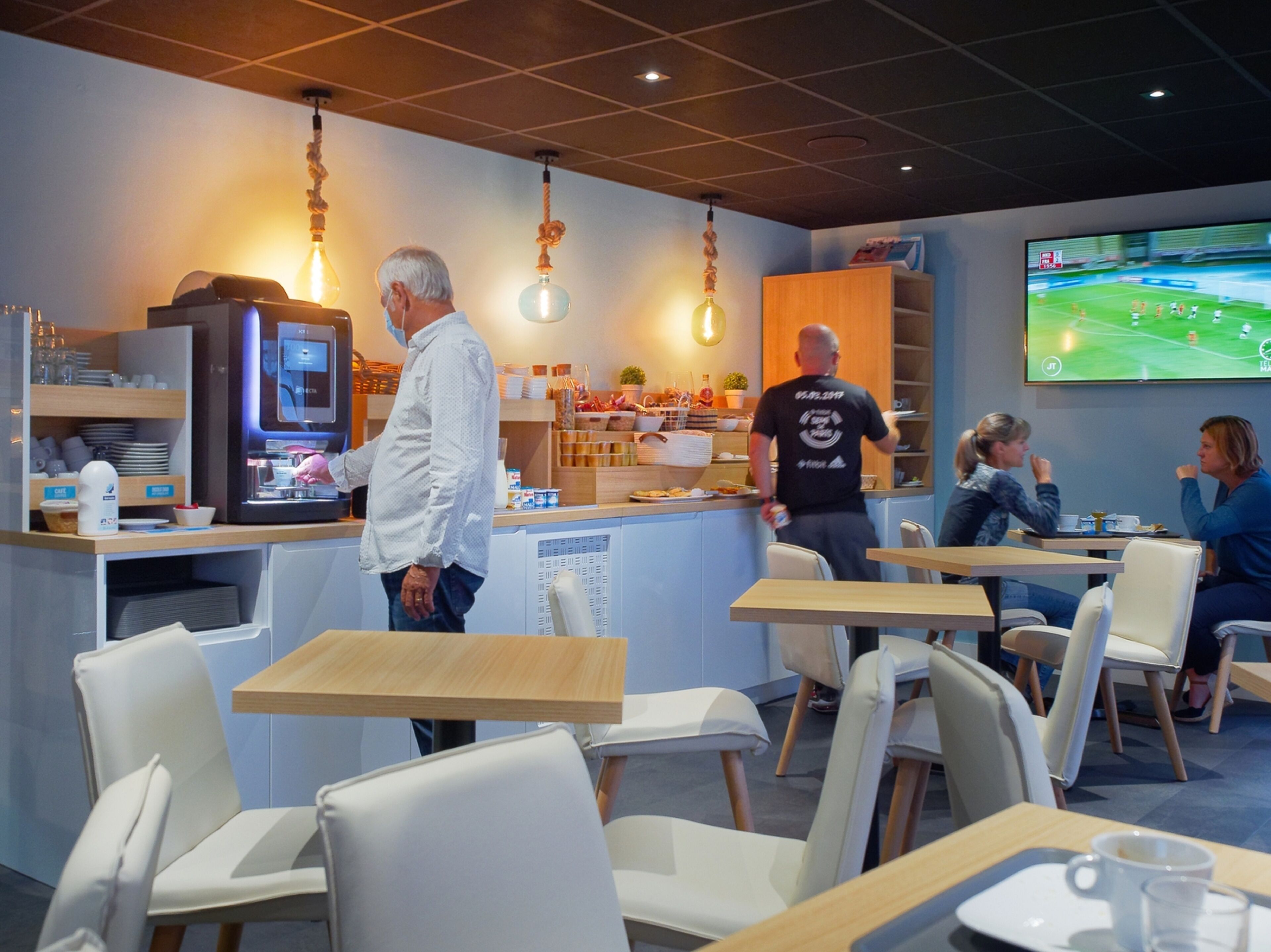 daily buffet breakfast (eur 8.90 per person)