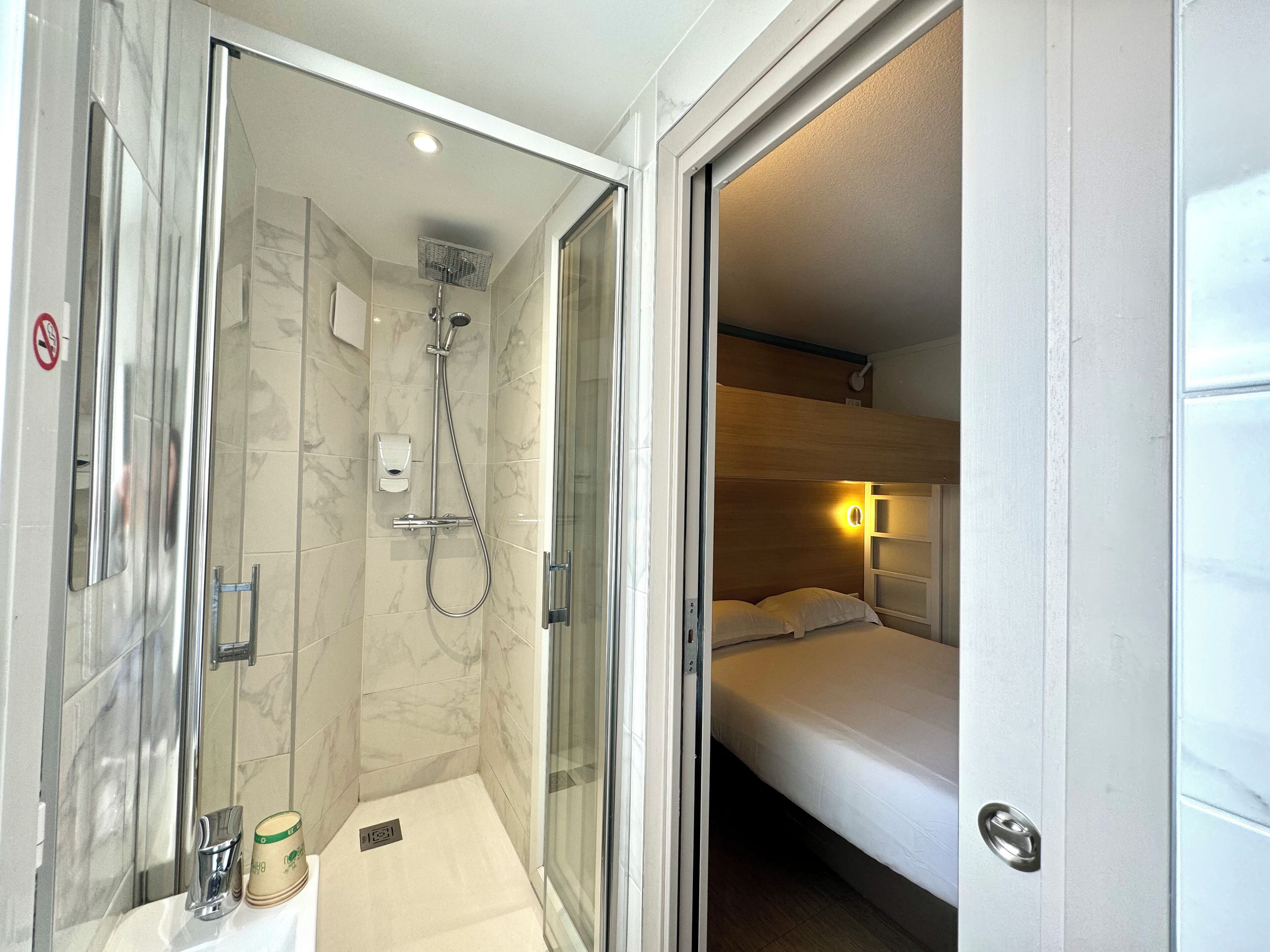 triple studio | bathroom | shower, eco-friendly toiletries, hair dryer, towels