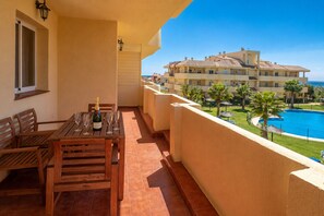 Outdoor dining - Alboran Hills 2263 Pool & Sea View (Manilva)