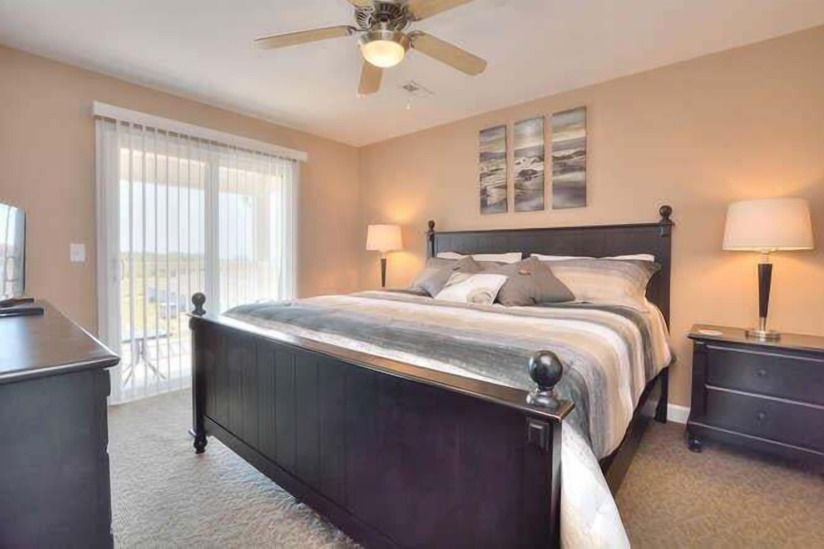 3 bedrooms, iron/ironing board, free WiFi, bed sheets